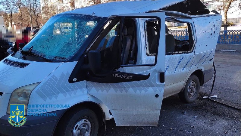 3 persone sono ferite in seguito al bombardamento a Nikopol