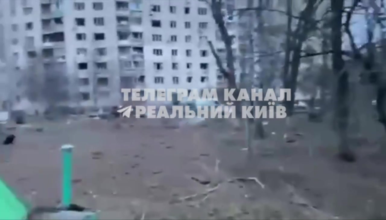 Misil impactó en el patio de una casa residencial en Vyshneve