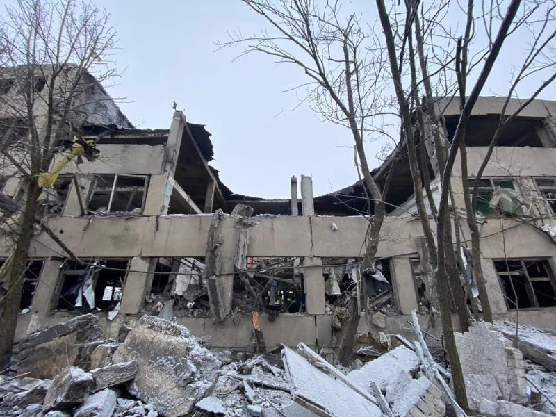 Schade in Myrnohrad in de regio Donetsk als gevolg van beschietingen vanochtend