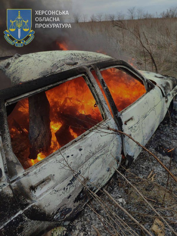 2 corpi trovati in un veicolo preso di mira in un sospetto attacco di droni vicino a Beryslav