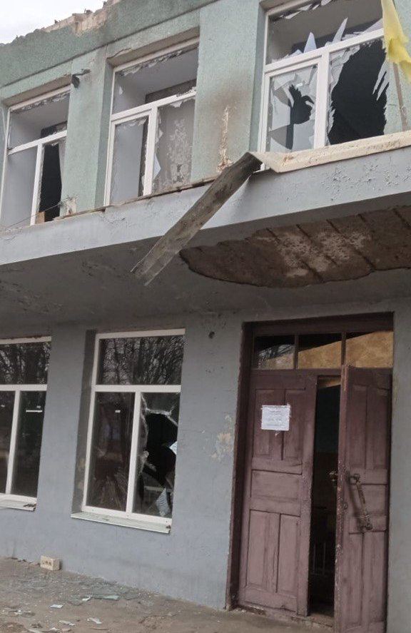 Drone russo lançou explosivos no abrigo no distrito de Novoleksandrivka, na região de Kherson