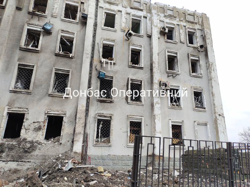 Щети в Покровск в резултат на руски ракетен удар