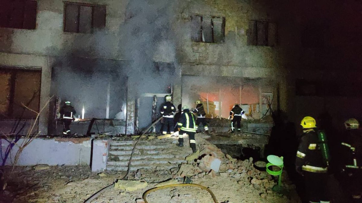 Drones Shahed danificaram casas residenciais no distrito de Slobidsky, em Kharkiv