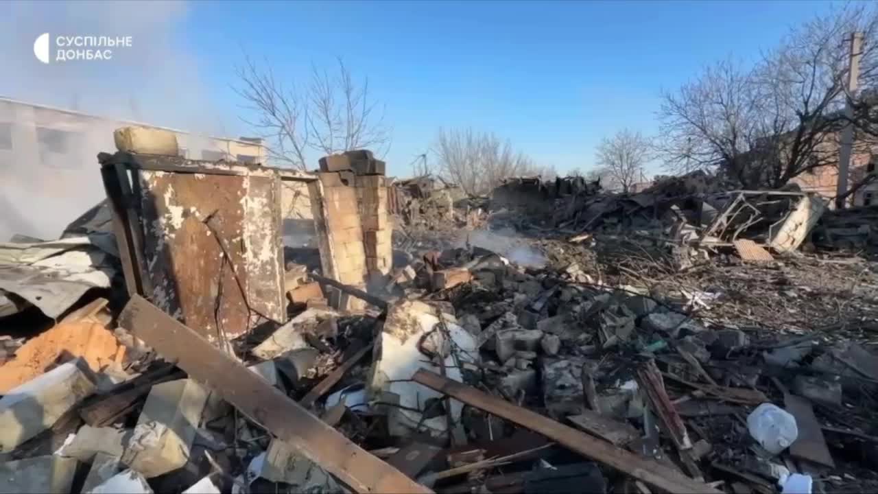 Distruzione a Selydove a seguito dei bombardamenti