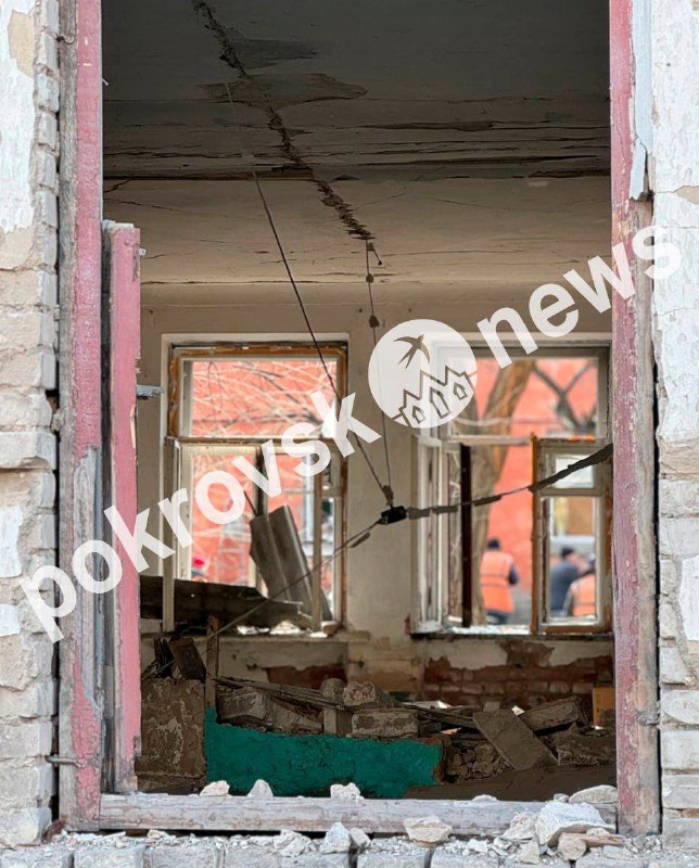 Vernietiging in Selydove als gevolg van Russisch bombardement