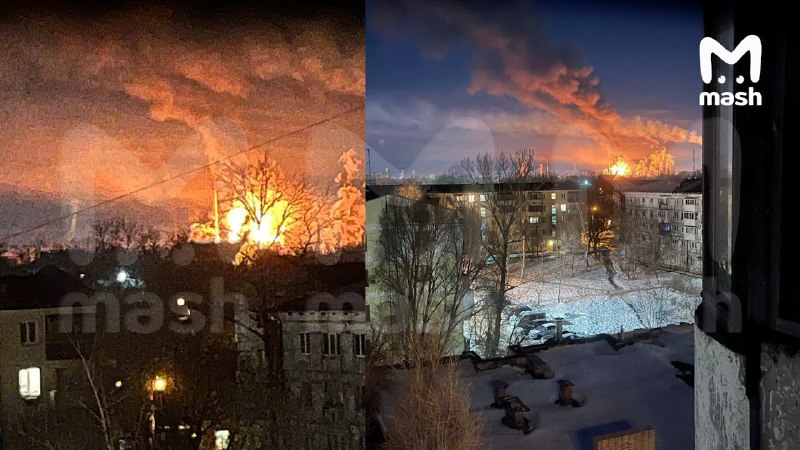 Grote brand bij de Nobokuybyshevsky-raffinaderij in de regio Samara
