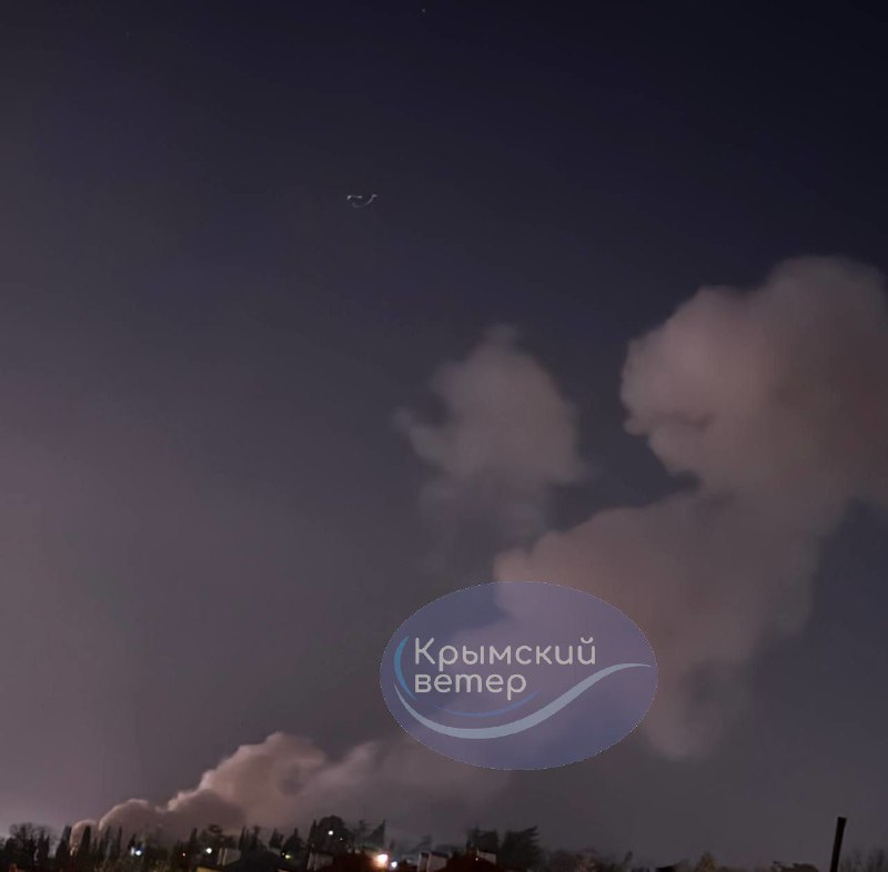 Buvo pranešta apie sprogimus okupuotame Kryme, pranešimus apie antrinius detonavimus Sevastopolyje