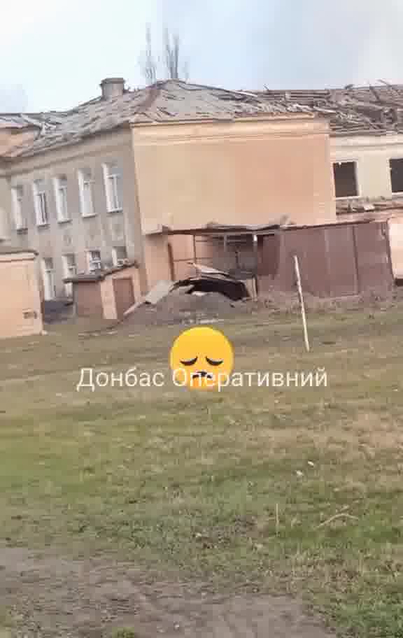 L'armée russe a bombardé Hirnyk, dans la région de Donetsk