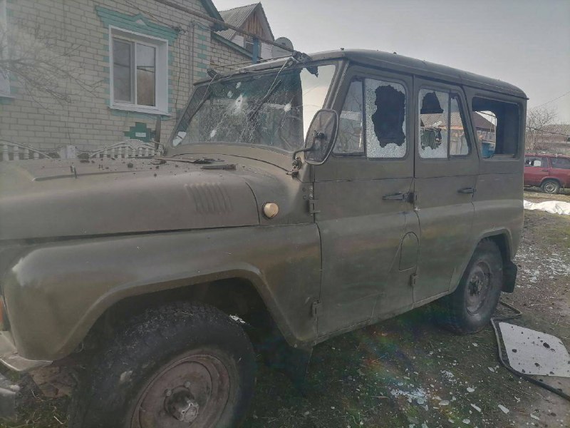 Schade in het dorp Dunayka in de regio Belgorod als gevolg van beschietingen