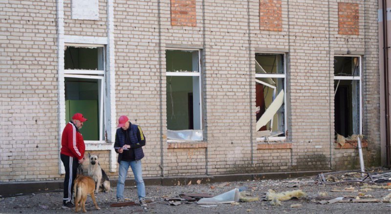 Schade in Charkov als gevolg van een Russisch bombardement van de ene op de andere dag