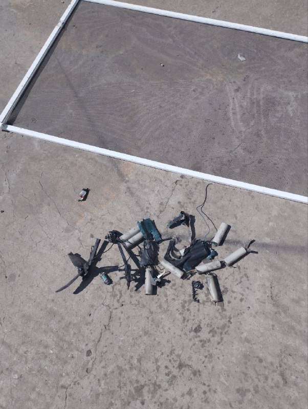 Russische bezettingsautoriteiten beweren dat een drone de kerncentrale van Zaporizja heeft aangevallen, zonder schade