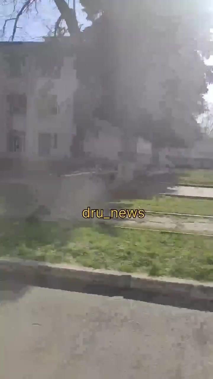 Vernietiging in Druzhkivka als gevolg van Russische beschietingen