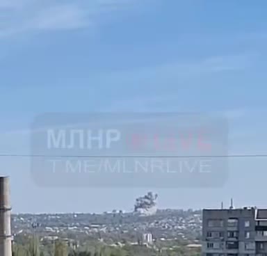 Съобщава се за ракетен удар в Луганск, чуват се вторични експлозии