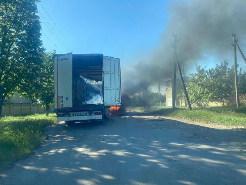 Un drone ha colpito un camion a Beryslav