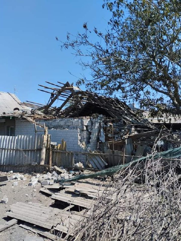 L'esercito russo bombarda il villaggio di Kurakhove, Hostre, Kurakhivka e Veselyi Hai
