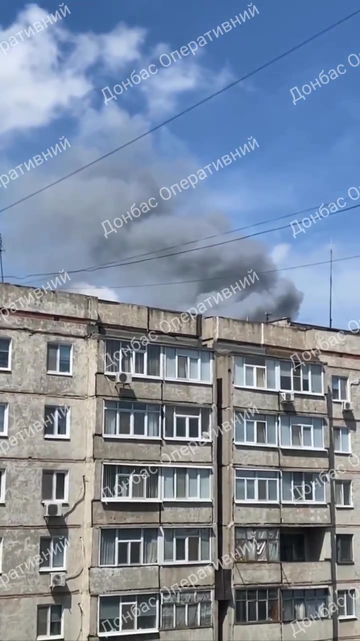 Raketenangriff auf Munitionsdepot in Sorokyne (Krasnodon) im besetzten Teil der Region Luhansk gemeldet