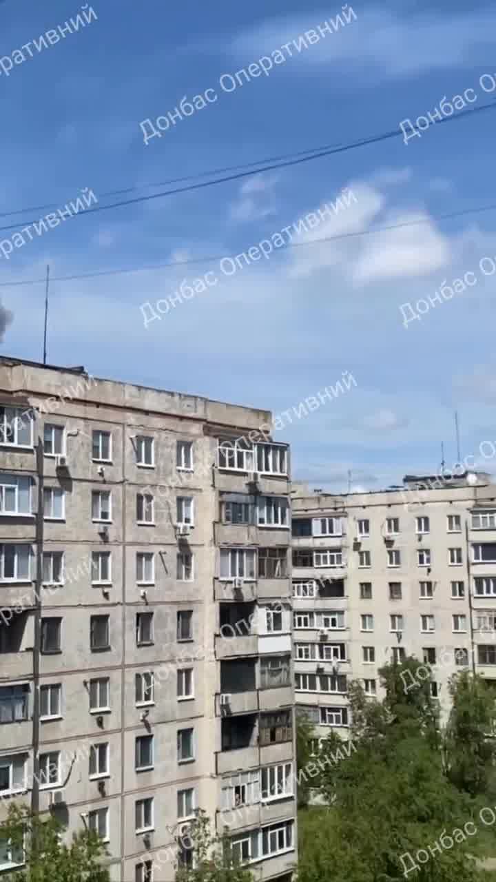 Segnalato attacco missilistico al deposito di munizioni di Sorokyne (Krasnodon) nella parte occupata della regione di Lugansk