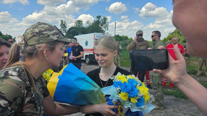 75 ukraynalı hərbi əsir rus əsirliyindən azad edilib