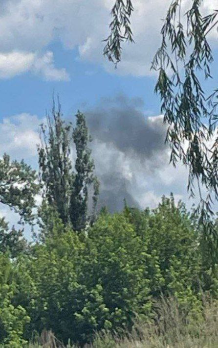 Zgłoszono eksplozje i pożar w Kostiantynówce