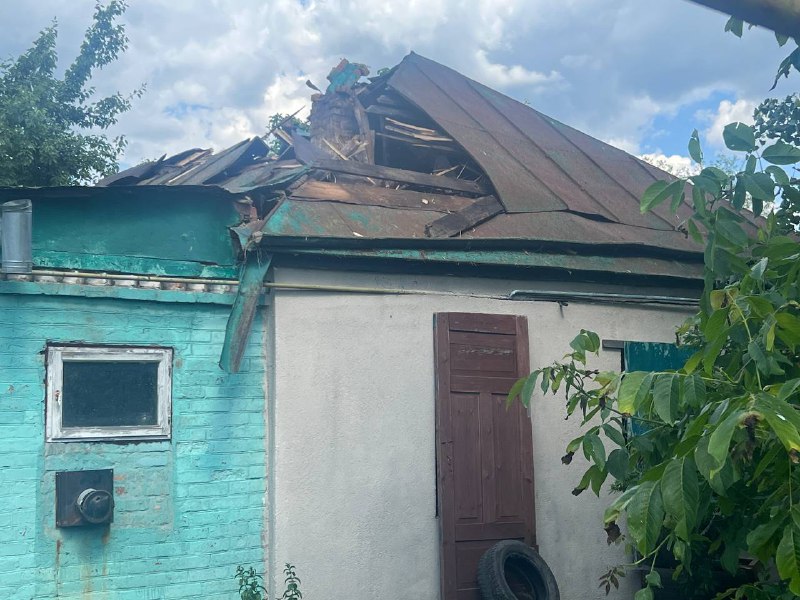 2 osobe ranjene kao rezultat bombardiranja u selu Chaikivka u zajednici Mala Danylivka