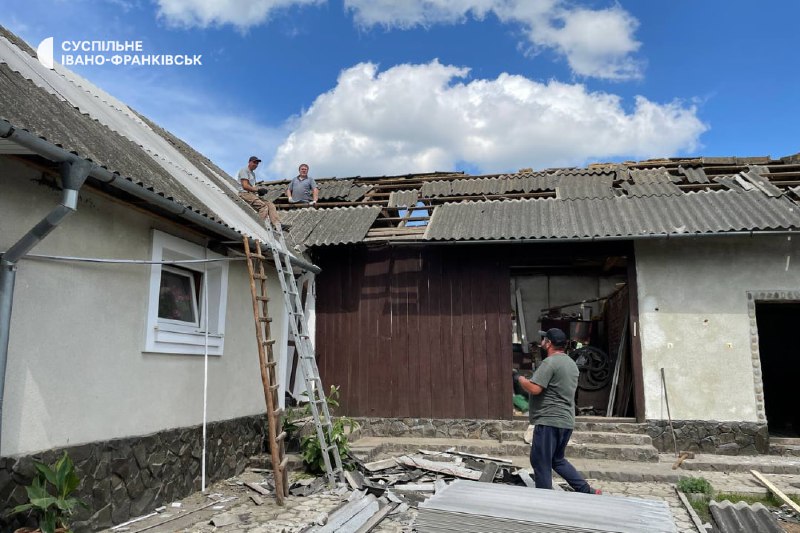 Vauriot Ivano-Frankivskin alueen Bilshivtsin yhteisössä Venäjän ohjusiskujen seurauksena
