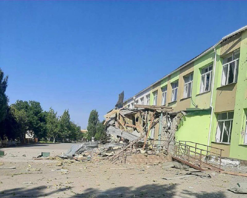 Una scuola è stata danneggiata a seguito dello sciopero russo a Tomina Balka, nella regione di Kherson