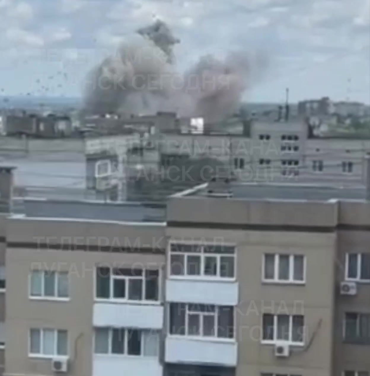 Frappes de missiles à Louhansk
