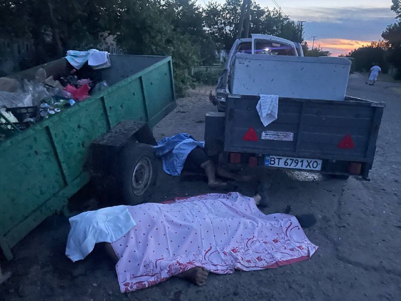 Beroepsautoriteiten zeggen dat 21 personen zijn gedood en 5 gewond zijn geraakt als gevolg van explosies in het dorp Sadove in de regio Kherson