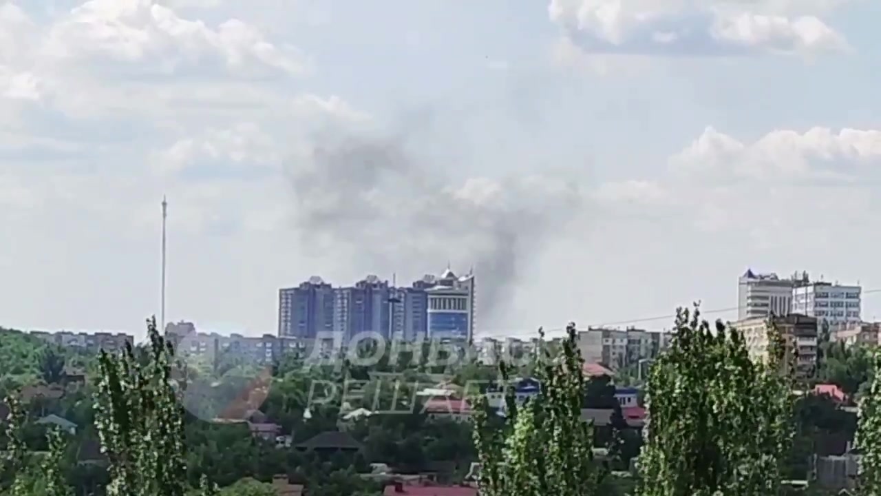 Explosions were reported in Donetsk