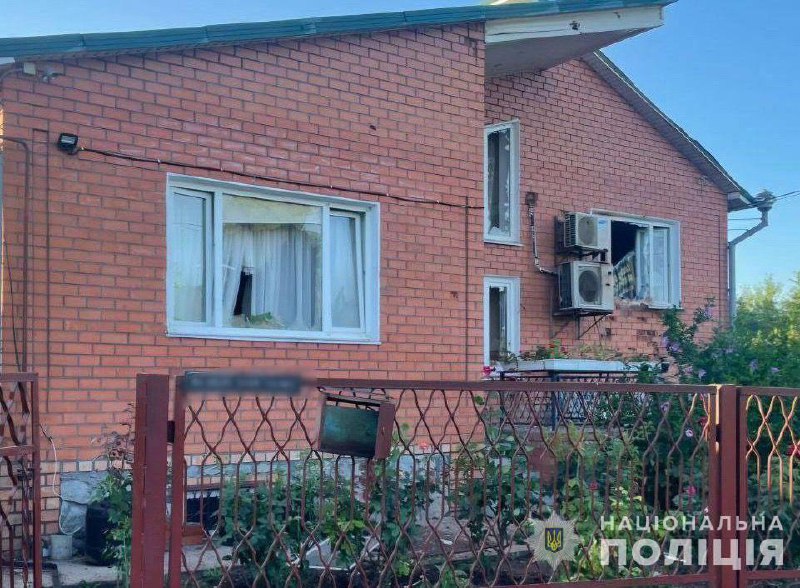 Tres personas resultaron heridas ayer en un bombardeo de artillería ruso en el distrito de Nikopol