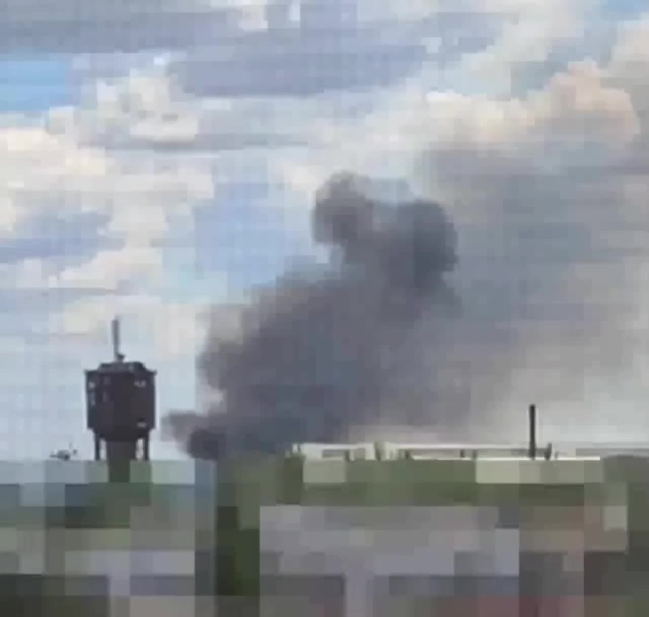 Explosions were reported in Debaltseve