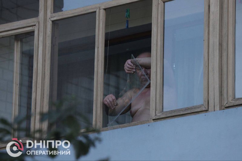 7 žmonės buvo sužeisti per naktį per Rusijos puolimą Dniepro mieste