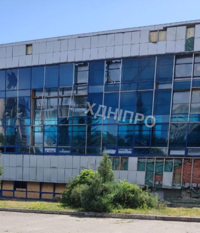 Wijdverbreide schade in de stad Dnipro als gevolg van Russische raketaanvallen