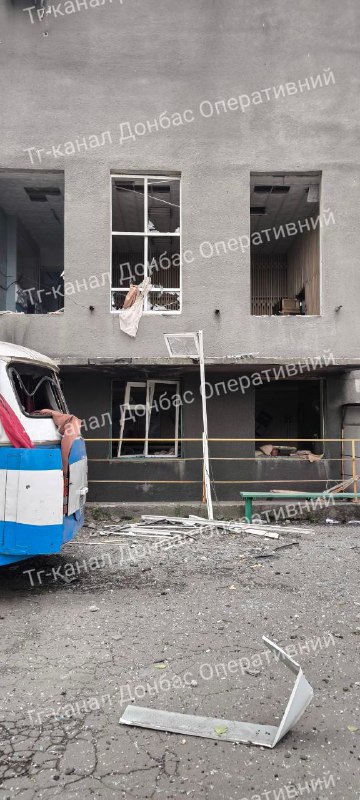 Rusiyanın Donetsk vilayətinin Novoekonomiçne məntəqəsini bombalaması nəticəsində kömür mədəninə ziyan dəyib, yaralılar var.