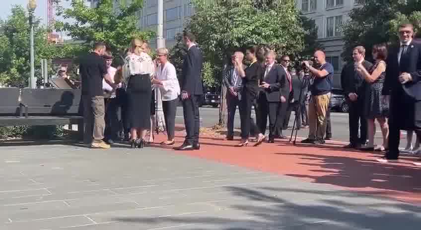 Le président Zelensky est arrivé au sommet de l'OTAN à Washington