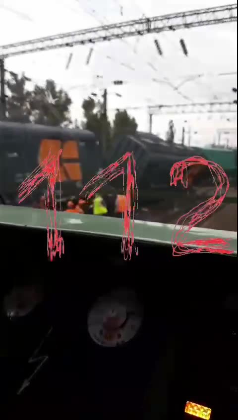 Um trem de carga descarrilou na região de Voronezh. O incidente ocorreu às 13h45 na estação Liski.