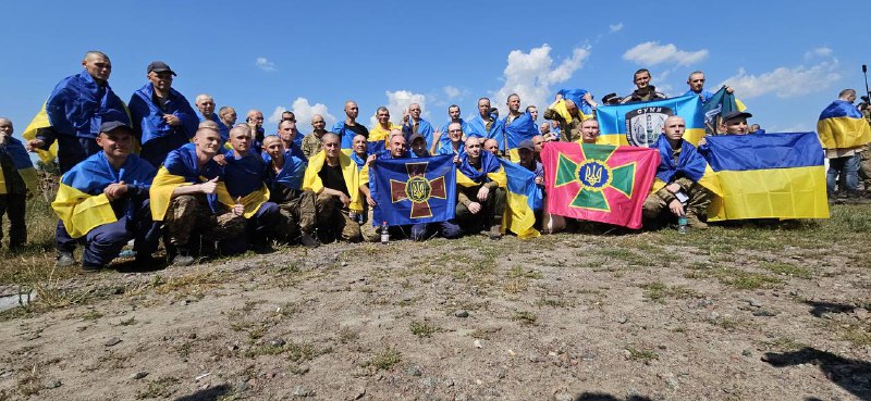 Président Zelensky : 95 Ukrainiens ont été libérés de la captivité russe grâce à la médiation des Émirats arabes unis