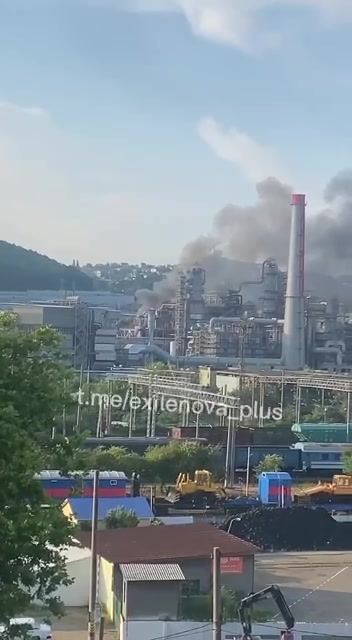 Video av brand vid raffinaderiet i Tuapse