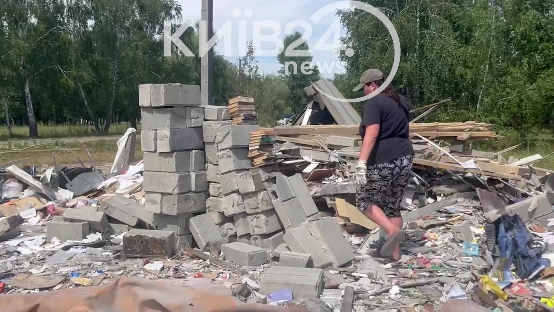 Kyiv bölgesinin Vyshhorod bölgesinde gece yarısı drone saldırıları sonucu hasar oluştu