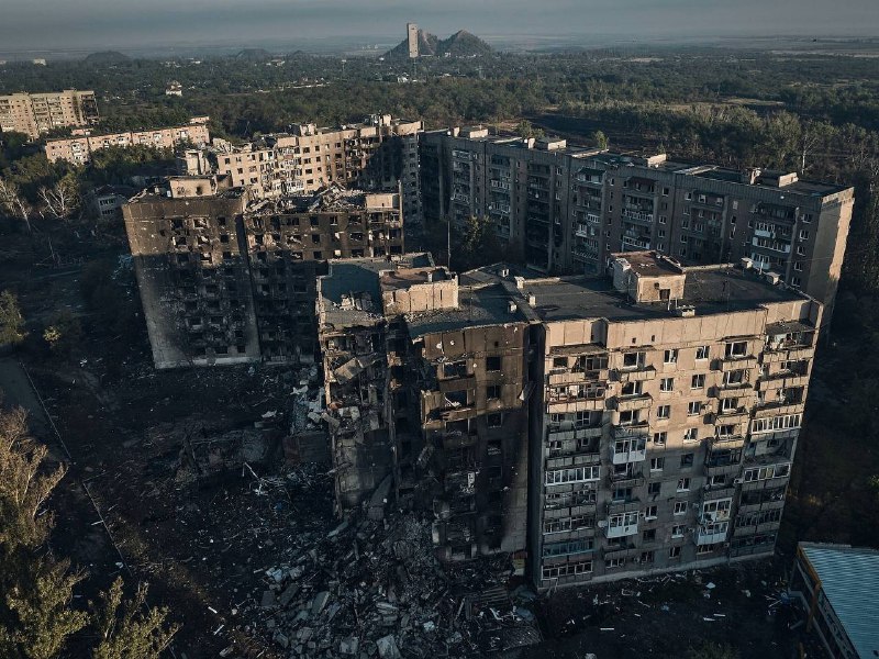 Тарэцк знаходзіцца пад жорсткай расейскай бамбардзіроўкай