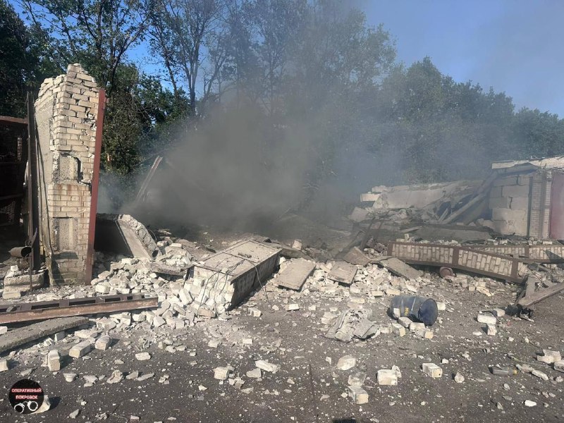 Russian army shelled Novohrodivka of Donetsk region with MLRS Smerch 