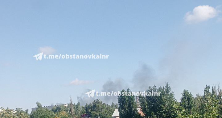 Explosions a Luhansk ocupada. Es van sentir dues explosions fortes després de les quals ara es veu fum