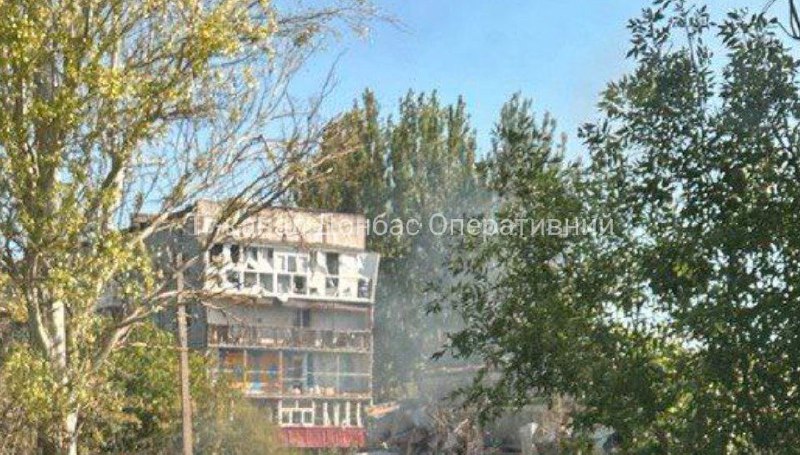 Danos em Kostiantynivka, na região de Donetsk, como resultado de bombardeio russo