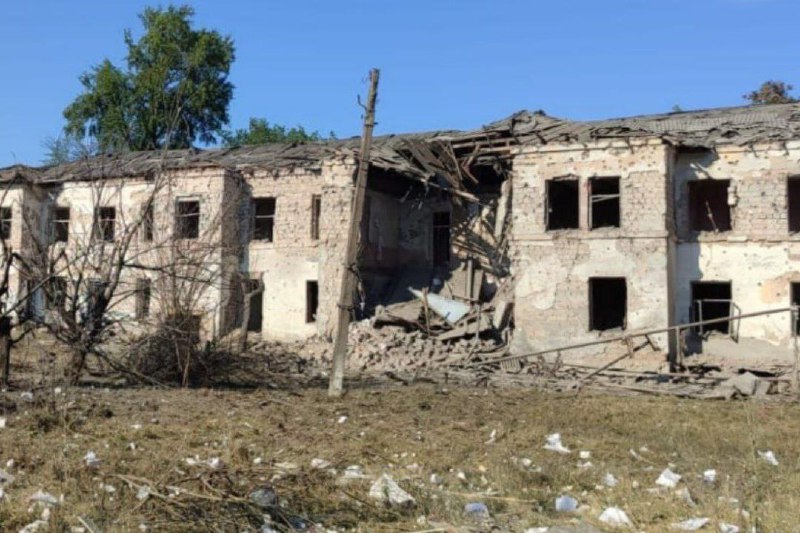 Damage in Myrnohrad of Donetsk region as result of bombardment 