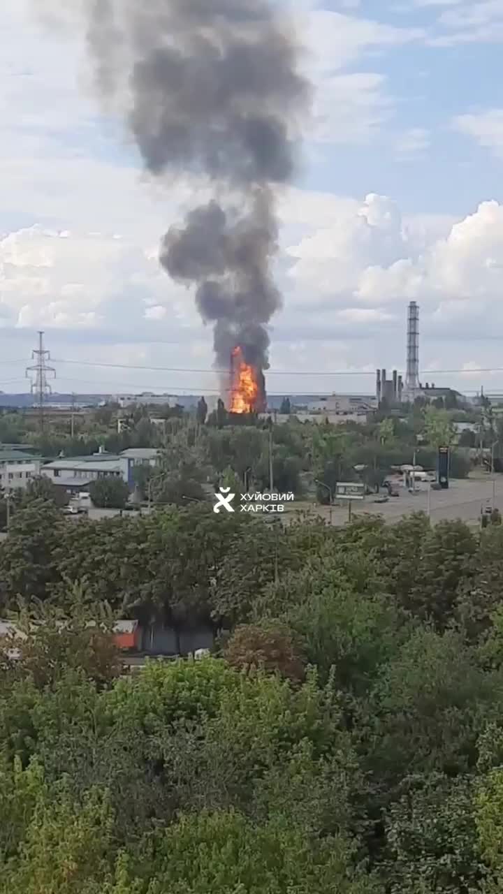 Großbrand in Charkiw gemeldet