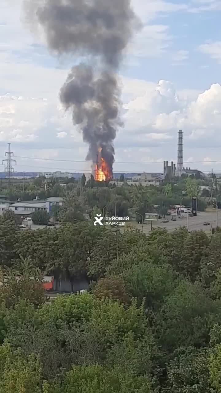 В Харькове зафиксирован крупный пожар