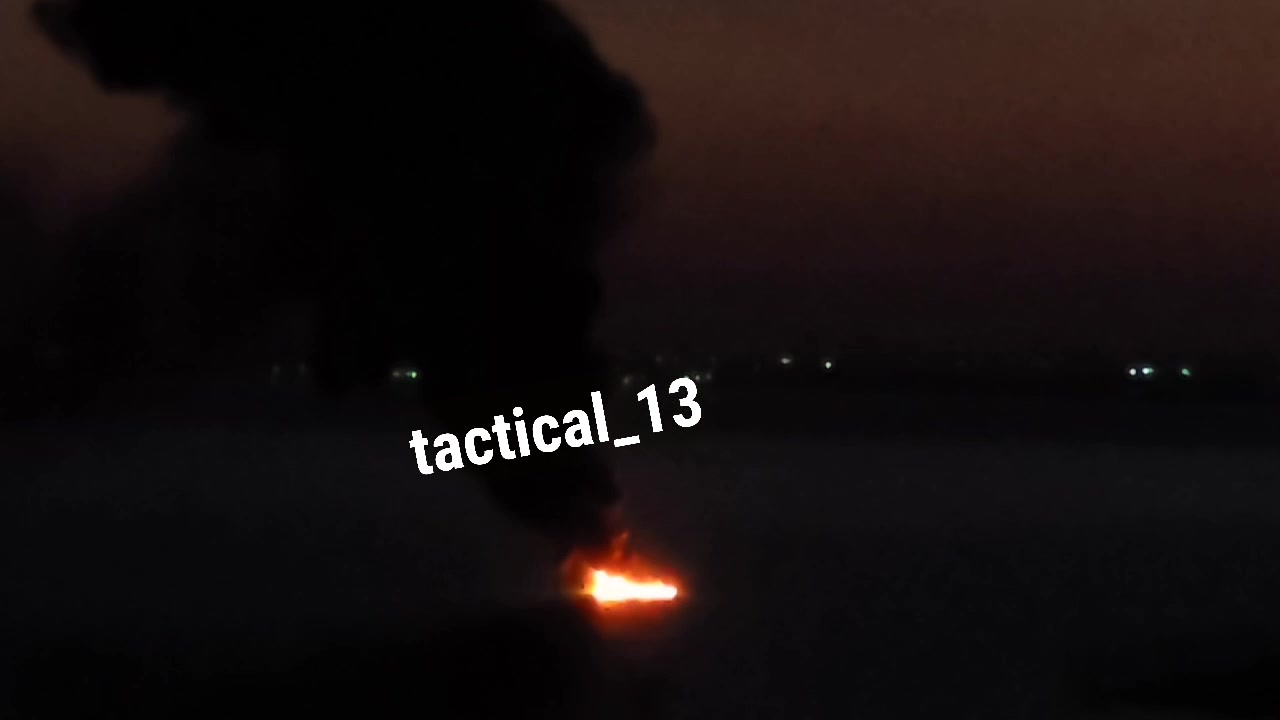 En Sebastopol fueron destruidos 3 vehículos aéreos no tripulados y 3 drones navales, según las autoridades ocupacionales. Durante la noche se escucharon explosiones en la ciudad