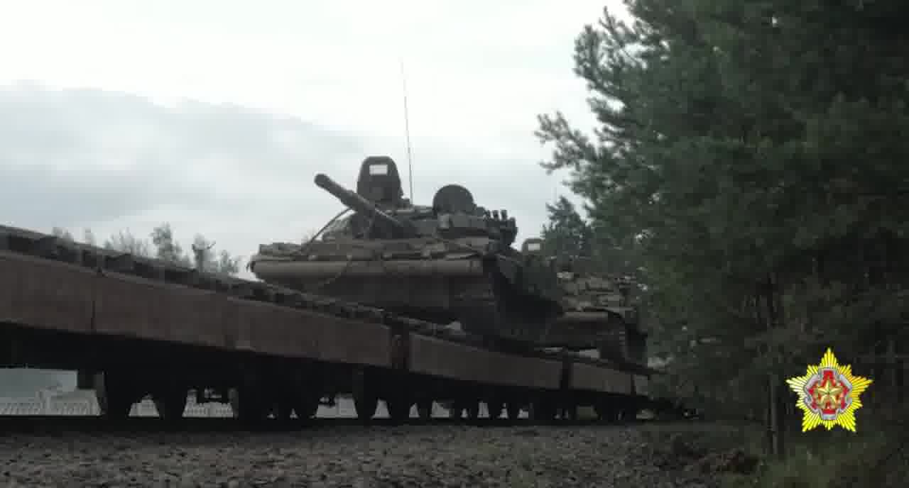 Belarus moving troops towards the border of Ukraine 