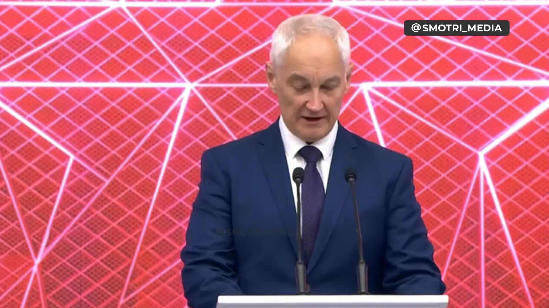 Le ministre russe de la Défense, Andreï Belousov, a qualifié la guerre russe contre l'Ukraine de  conflit armé de facto entre la Russie et l'Occident collectif