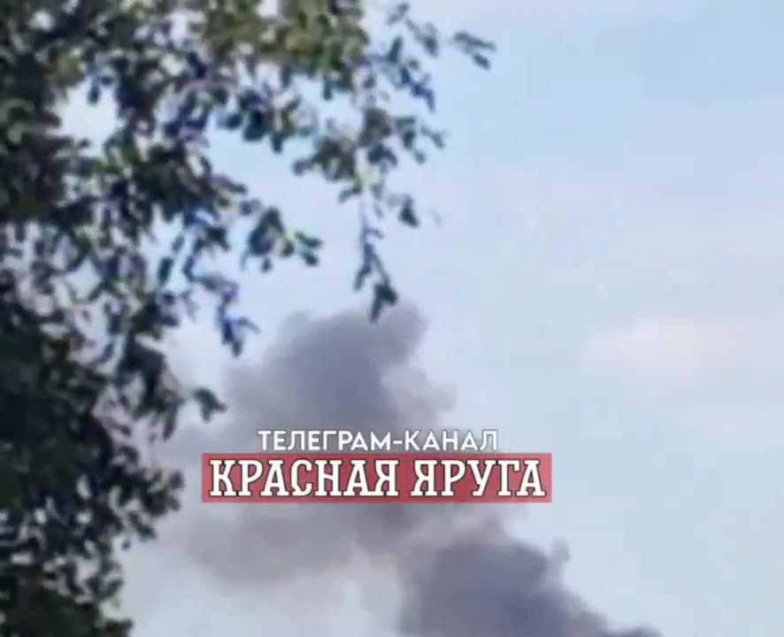 Fire in Krasnaya Yaruga after explosions 